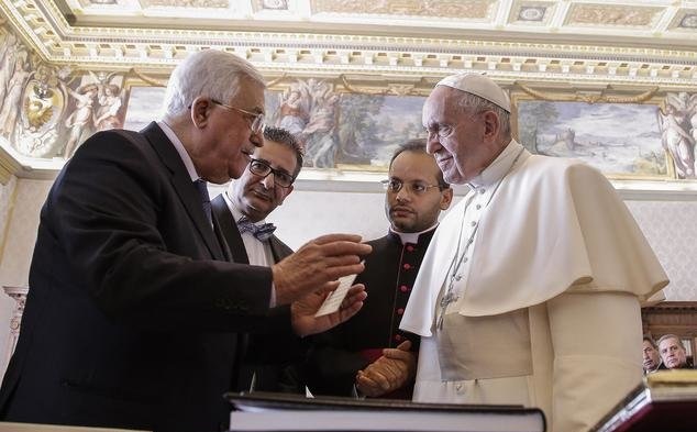 عباس در پاسخ به دعوت پاپ: آماده صلح با اسرائیل هستیم