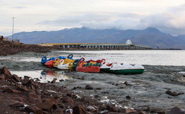 خبرگزاری فرانسه: روند احیای دریاچه ارومیه امیدوارکننده است| روحانی به وعده خود پایبند است