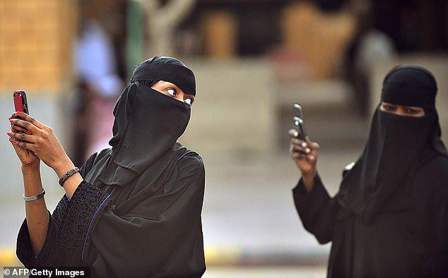 مردان عربستان سعودی با این اپلیکیشن همسران خود را ردیابی می‌کنند!+عکس