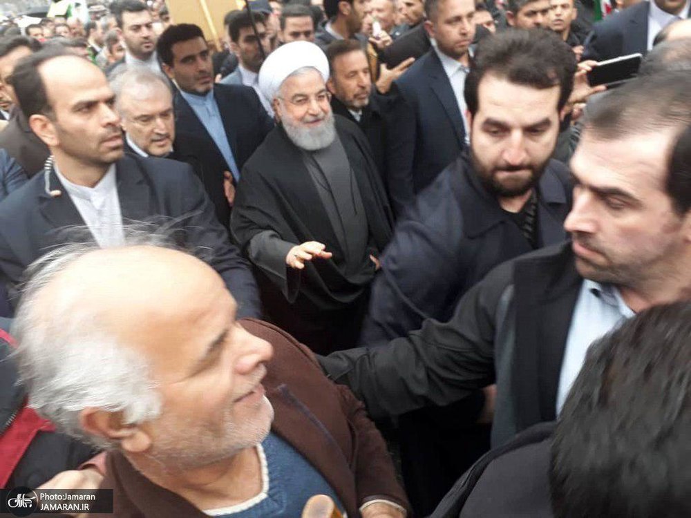 رئیس جمهوری به راهپیمانان تهرانی پیوست