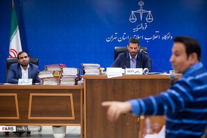 تاکید نماینده دادستان بر فرار مالیاتی حسین هدایتی| ۲۱ میلیارد تومان حق دلالی