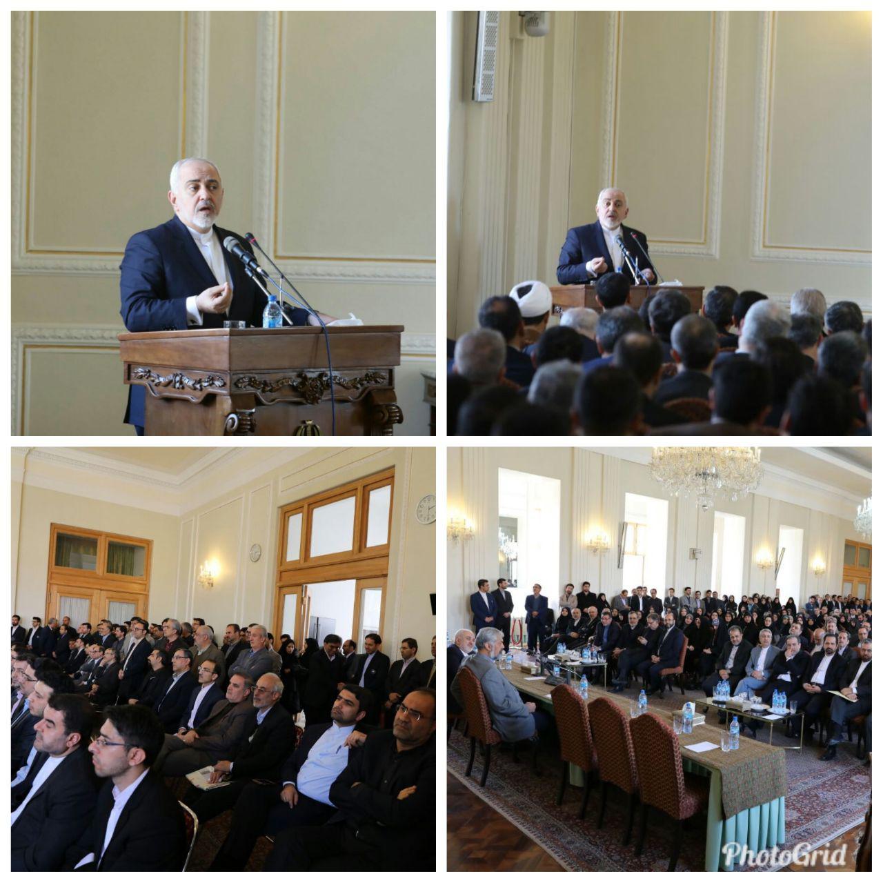 ظریف در جمع کارکنان وزارت خارجه: دنیا باید احساس کند حرف وزارت خارجه حرف کل کشور و حاکمیت است