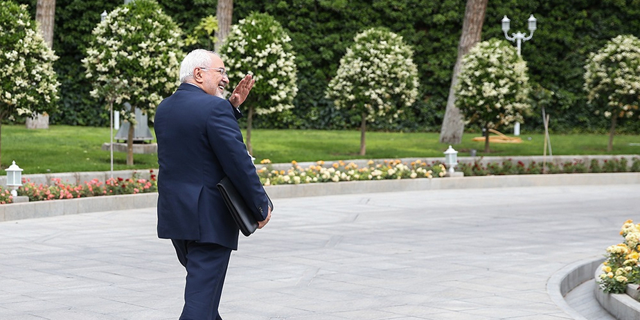 نه به استعفای ظریف| رئیس‌جمهور درباره استعفای وزیر خارجه سخن خواهد گفت