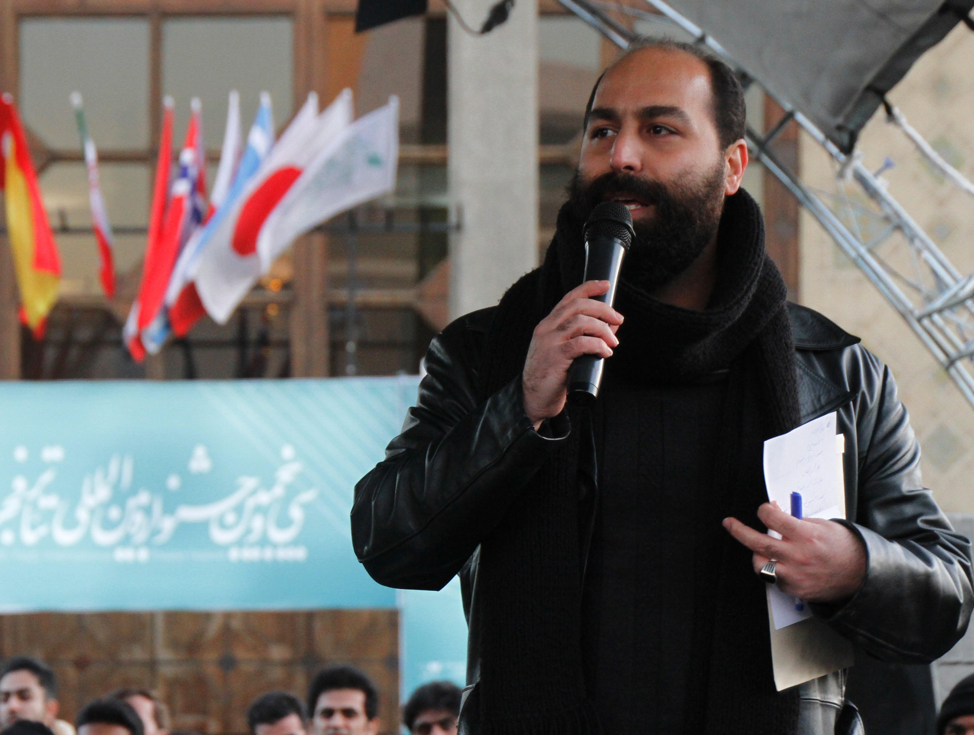 سومین جشنواره هنرهای نمایشی و بازیگری برگزار شد/ از اختر تاجیک تجلیل شد