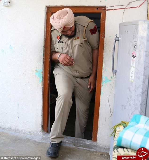 قدبلندترین افسر پلیس جهان در هند خدمت می‌کند / عکس