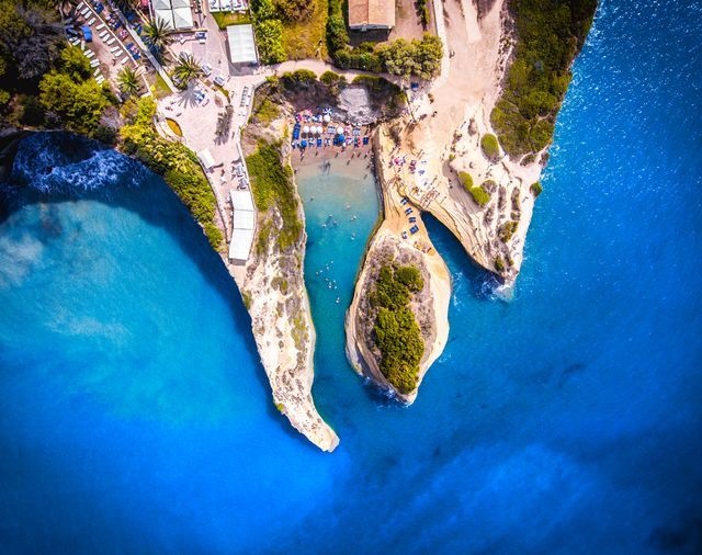 عکس/ ساحل زیبای یک جزیره یونانی در عکس روز نشنال جئوگرافیک