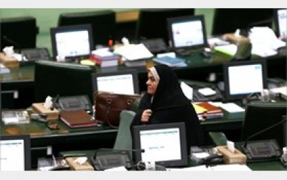 احتمال سؤال از وزرای دادگستری و اطلاعات/ نماینده مجلس: چرا برای دانشجویان آزادشده «اعتراضات دی ماه» پرونده سازی می کنند؟/ مسئولان قول داده بودند پرونده قضایی تشکیل نشود احتمال سؤال از وزرای دادگستری و اطلاعات/ نماینده مجلس: چرا برای دانشجویان آزادشده «اعتراضات دی ماه» پرونده سازی می کنند؟/ مسئولان قول داده بودند پرونده قضایی تشکیل نشود