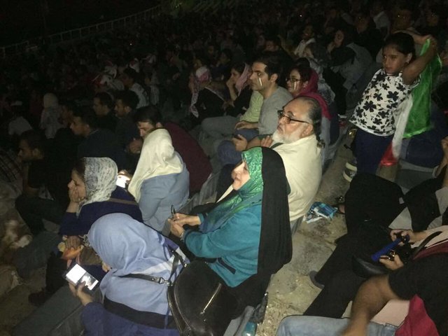 معصومه ابتکار در استادیوم آزادی به تماشای فوتبال نشست+عکس