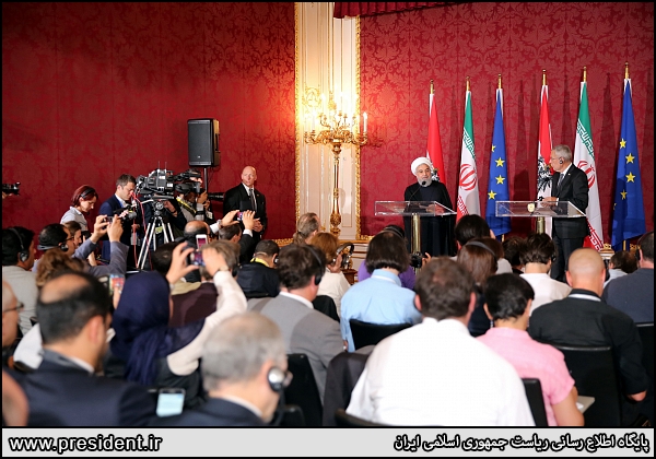 روحانی: ایران اجازه نمی‌دهد آمریکا بر روابط تهران با جهان اثر بگذارد/رئیس‌جمهور اتریش: تحریم‌های آمریکا، نقض حقوق بشر است
