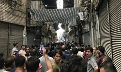 تجمع کسبه و تعطیلی بازار/ بازاریان تهران در اعتراض به رکود و قیمت ارز دست از کار کشیدند+عکس