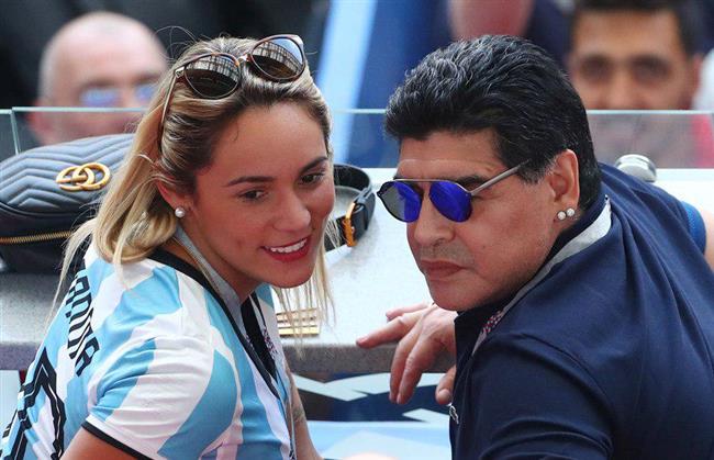 مارادونا این بار با یک دختر 28 ساله ازدواج کرد +عکس