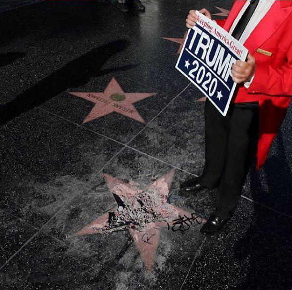 تخریب ستاره دونالد ترامپ در پیاده‌روی مشاهیر هالیوود+عکس