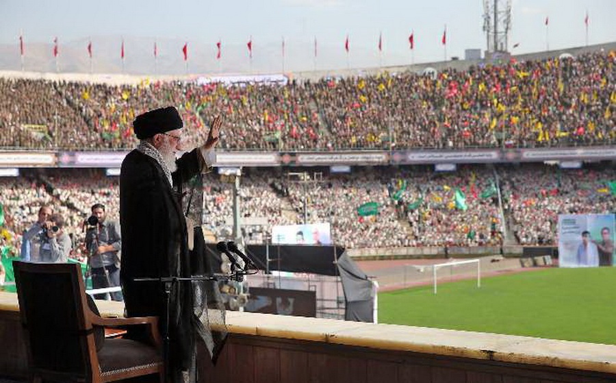 بازتاب بیانات رهبری در رسانه‌های خارجی | آسوشیتدپرس: رهبر ایران وعده «سیلی» به آمریکا را داد