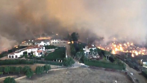آخرین خبرها از سهمگین‌ترین آتش‌سوزی تاریخ کالیفرنیا|  ۲۵ کشته و ۲۵۰ هزار آواره