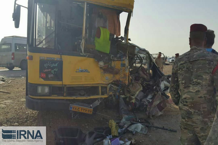 تصادف ون با اتوبوس/ 11 زائر ایرانی کشته شدند +عکس