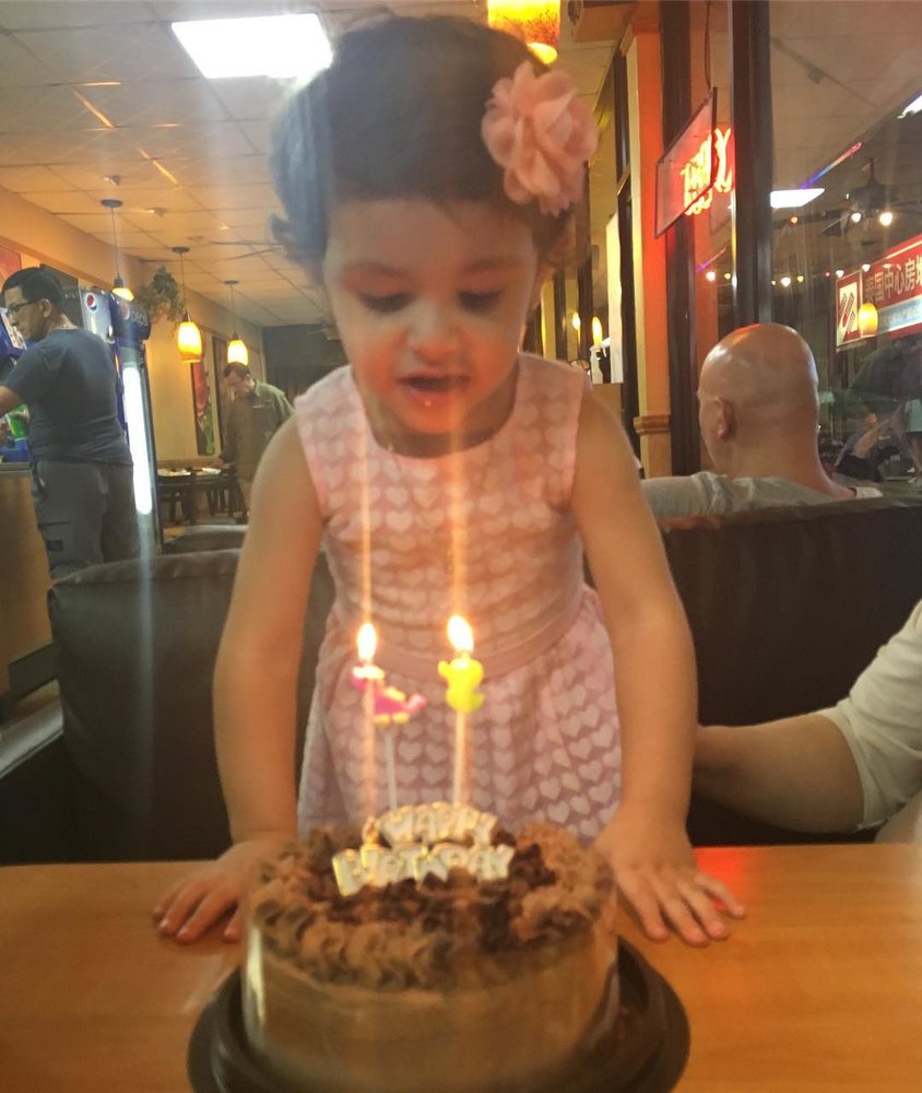 عکس/ کیک تولد دو سالگی دختر هدایت هاشمی