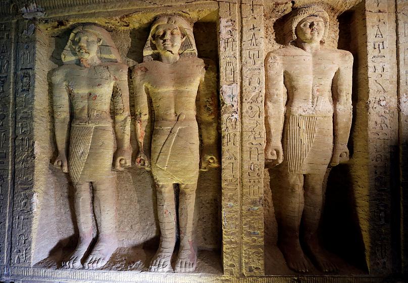 کشف یک مقبره ۴۴۰۰ ساله در مصر+عکس
