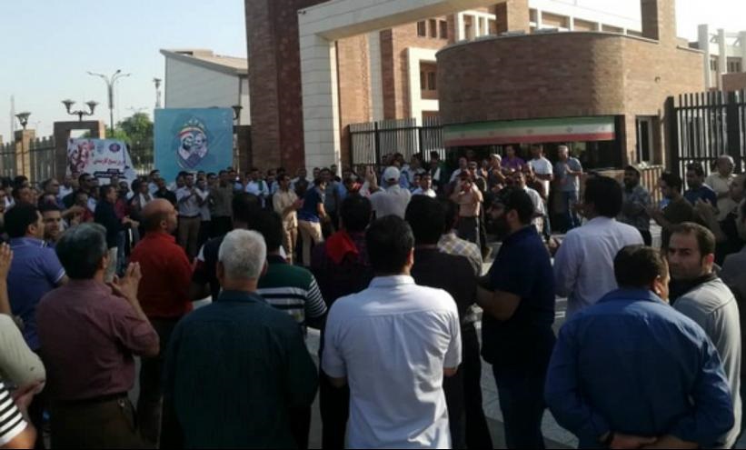 بازداشت تعدادی از کارگران فولاد| نماینده اهواز: بازداشت کارگران محکوم است| کارگر معترض را باید قانع کرد نه بازداشت