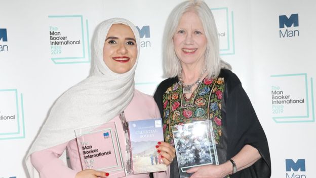 جوخه الحارثی، نویسنده عمانی برنده جایزه ادبی بوکر بین‌المللی شد