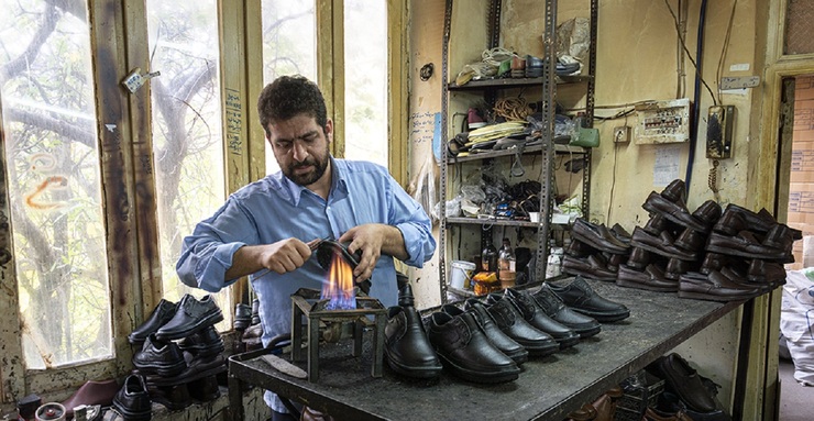 تصاویر| باشماغچی بازار؛ تولید کفش در تبریز