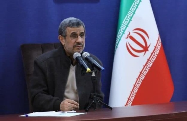 واکنش احمدی‌نژاد به حادثه سراوان: درباره سرچشمه‌های قاچاق و چیزهایی که دیده‌ام صحبت خواهم کرد