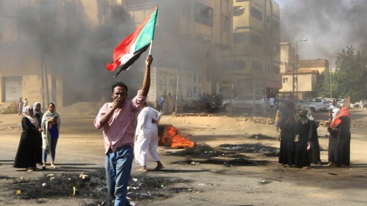 تشدید تدابیر امنیتی در سودان پیش از آغاز اعتراضات ضد کودتا