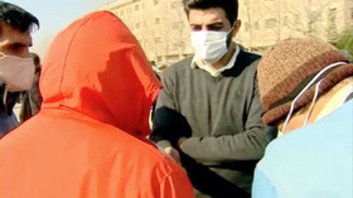 فیلم| معتادان سارقی که خودشان را پلیس مواد مخدر جا می‌زدند!