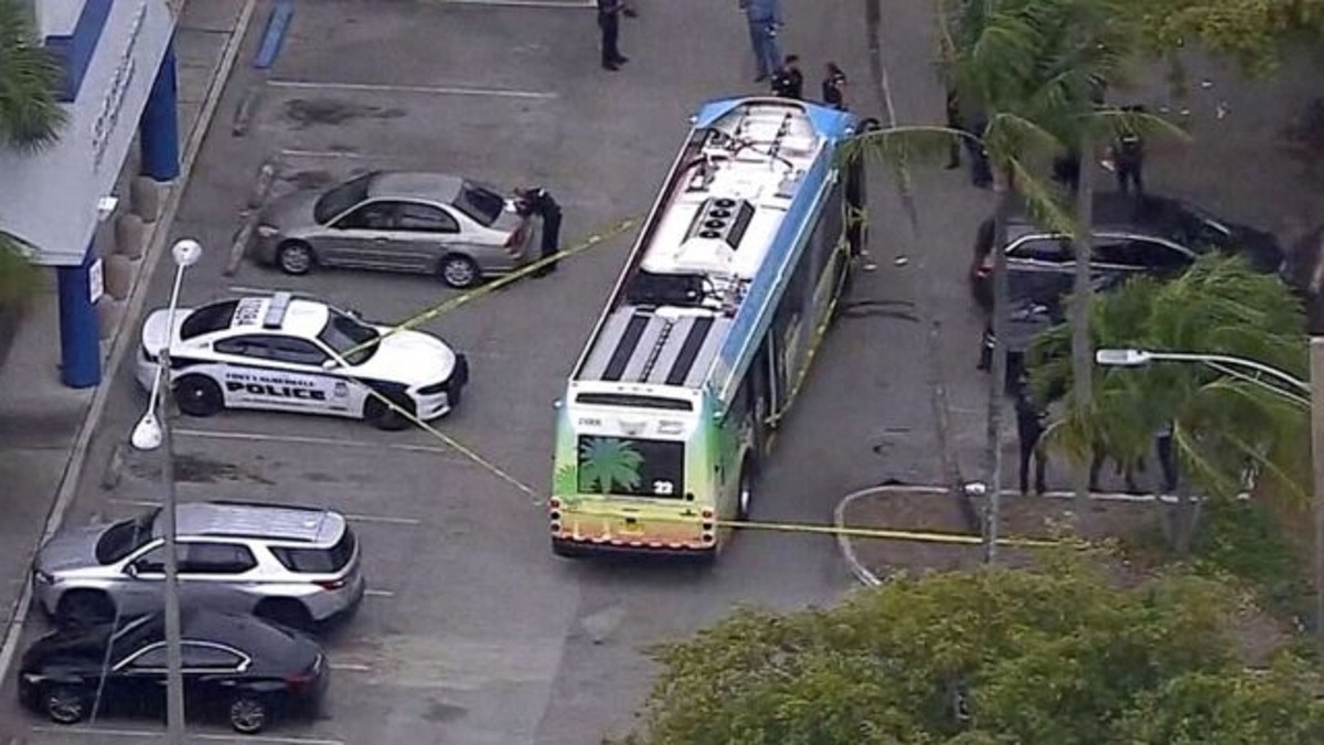 تیراندازی مرگبار داخل اتوبوسی در فلوریدا