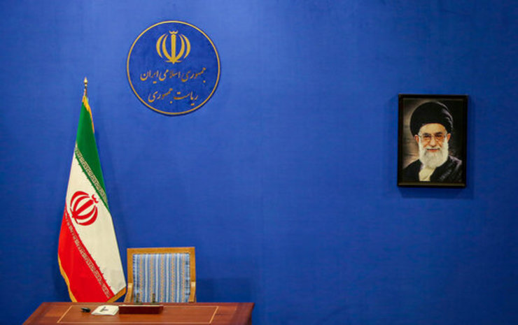 نفوذ وزرای احمدی نژاد به کابینه رئیسی؟ /سهم خواهی‌ها دردسرساز شد