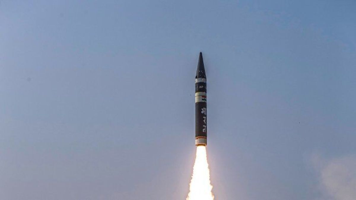 هند با موفقیت یک موشک بالستیک آزمایش کرد