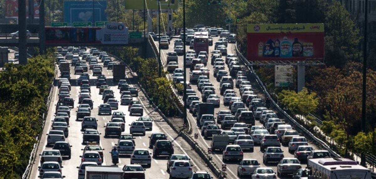ترافیک سنگین در محور‌های اصلی مشهد