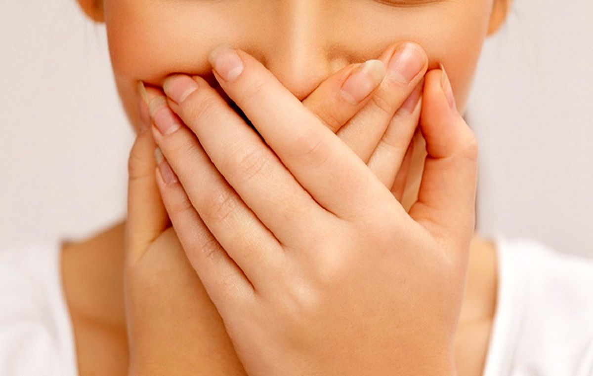 راه‌های درمان خانگی از بین بردن بوی بد دهان