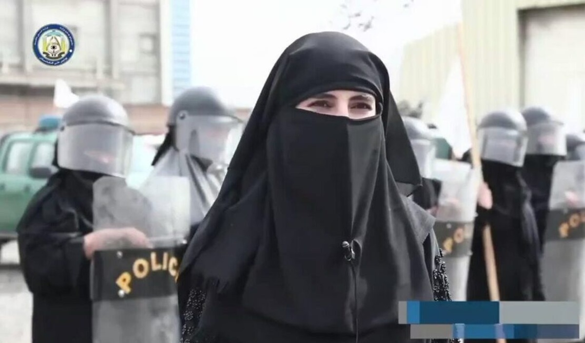 فیلم| رونمایی طالبان از زنان یگان ویژه