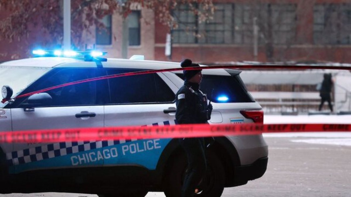 تیراندازی مرگبار در حومه دبیرستانی در شیکاگو