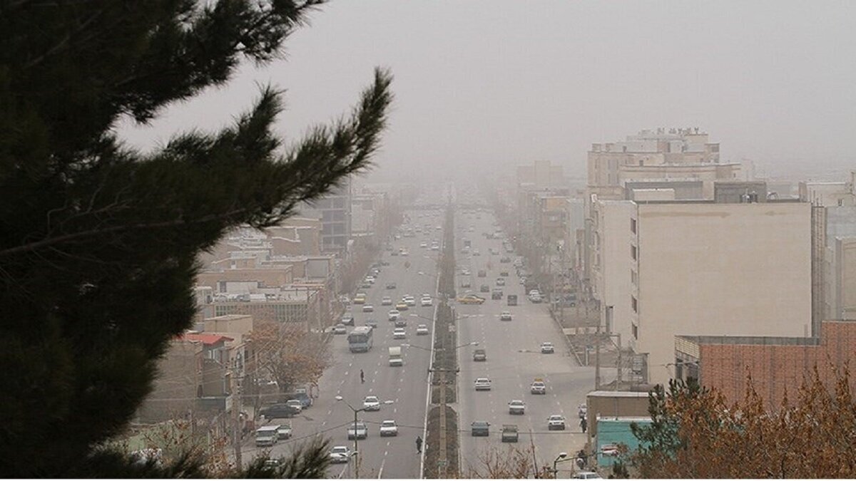 وزیر بهداشت: آلودگی هوا سبب مرگ سالانه ۲۶هزار نفر در کشور و ۷ هزار نفر در تهران می‌شود
