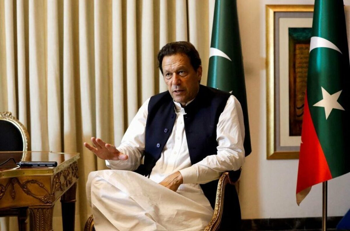سخنرانی نخست‌وزیر سابق پاکستان از پشت میله‌های زندان با کمک هوش مصنوعی!