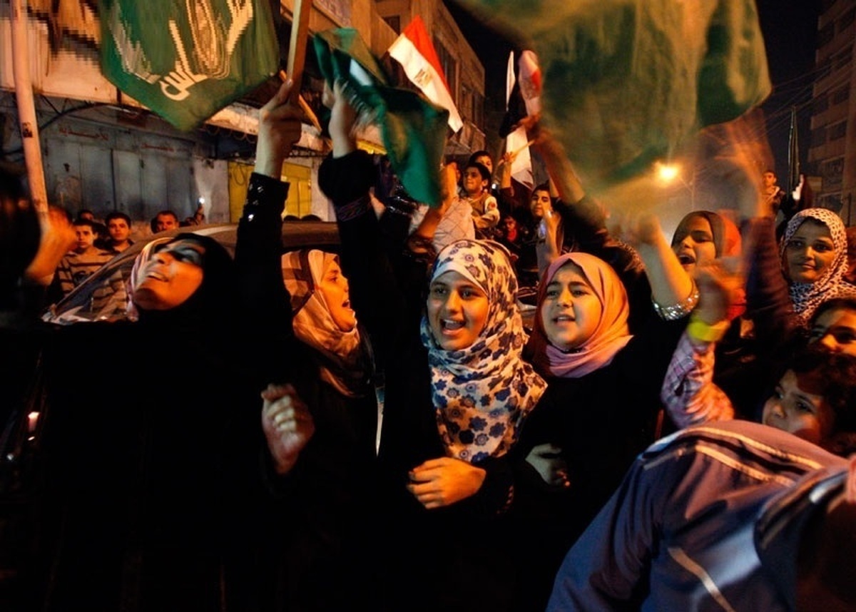 فیلم| خوشحالی مردم غزه از مشاهده پهپاد‌ها و موشک‌های ایرانی
