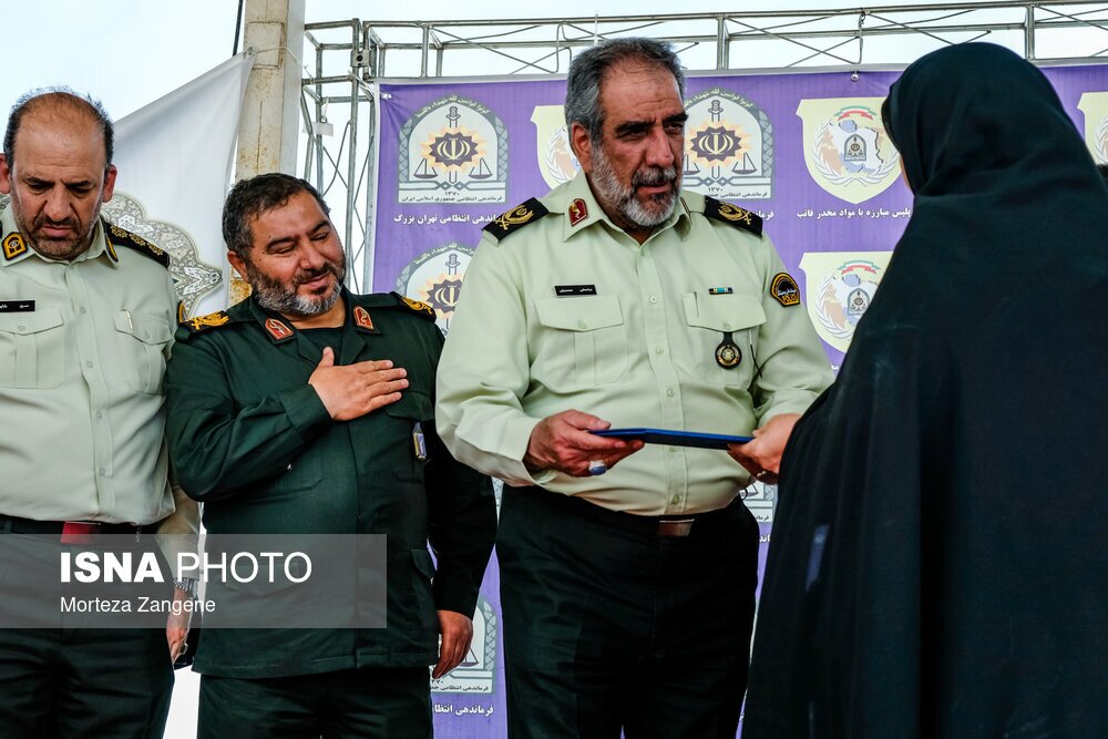 تصاویر| امحای مواد مخدر کشف شده در تهران