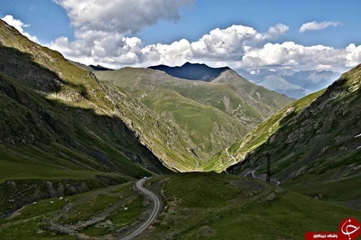 جاده به Omalo، توشتی، کوه قفقاز، گرجستان