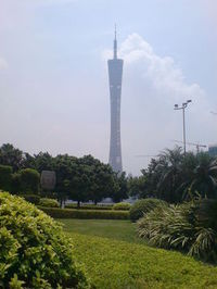 برج کانتون چین- ارتفاع برج : 600 متر
