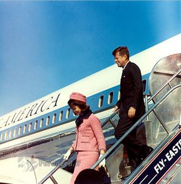 ورود جان اف کندی و همسرش به تگزاس 