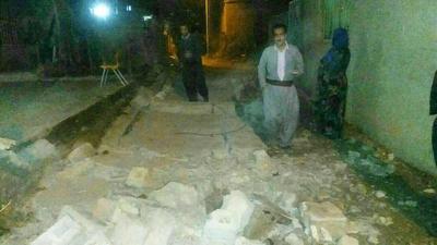  ریزش دیوار در شهر کانی دینار در استان کردستان به دلیل زلزله 