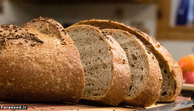  نان دمای پایین مستعد اثر خشک کردنِ بسیاری از مواد است. نان هم در یخچال خشک و بیات می‌شود.