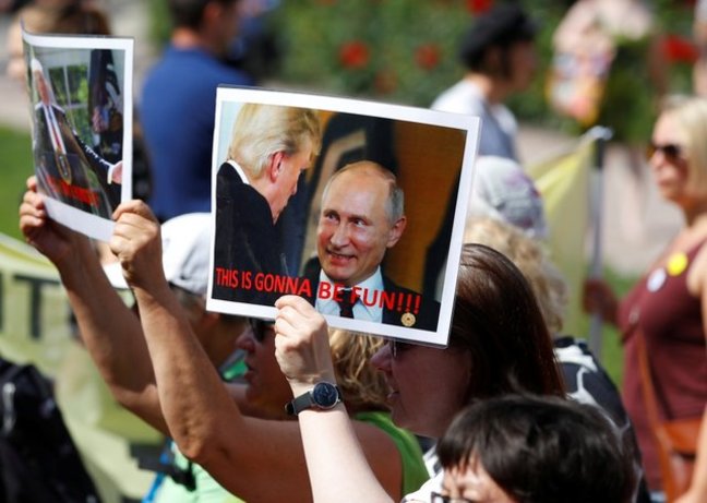 تظاهرات حامیان دیدار پوتین و ترامپ در فنلاند