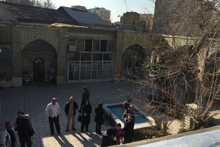قدیمی‌ترین ساعت تهران از ۶۰ سال پیش خواب است+تصاویر