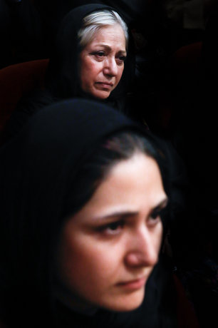 اصغر فرهادی: اگر «قصه‌ها»ی سیاه است پس فیلم سفید چیست؟/باران کوثری: بلد نیستم درباره مامانم حرف بزنم