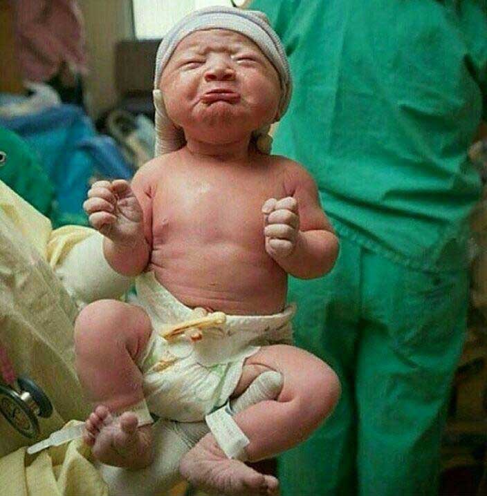 عکس/ این نوزاد، احتمالا از بدنیا آمدنش راضی نیست!