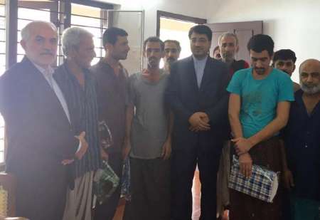 11 ملوان ایرانی زندانی در هند آزاد شدند+عکس