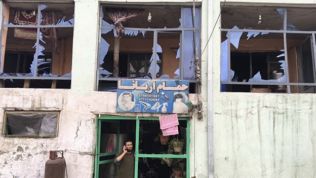 حمله انتحاری طالبان نزدیک سفارت آمریکا در کابل