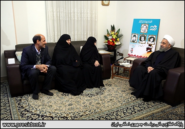 دیدار رییس‌جمهور با خانواده شهیدان بغدادی+تصاویر